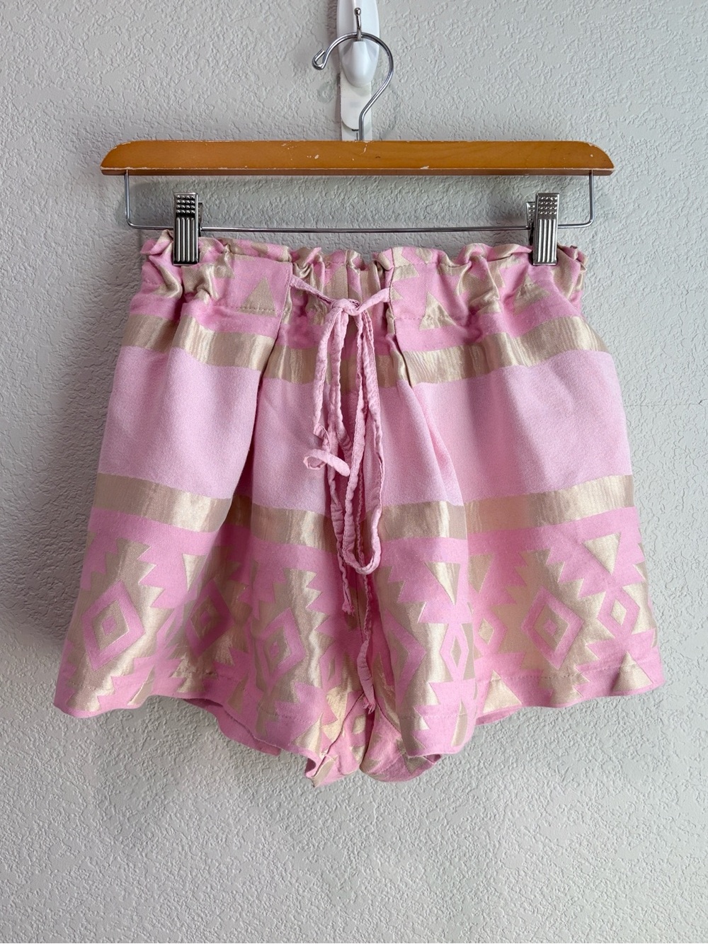 Anthropologie KASIA Ariadne Grecian Inspired Shorts Pink and Gold Pattern Small